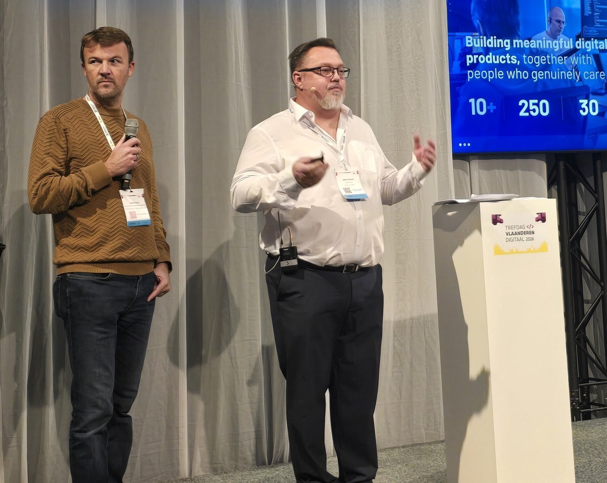 Lieven Ferny (OVAM) en Mark Kromski (ACA Group) op Trefdag Vlaanderen Digitaal 2026
