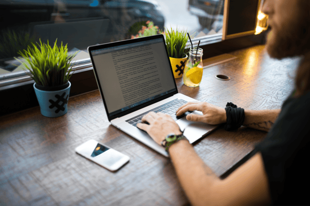 <span id="hs_cos_wrapper_name" class="hs_cos_wrapper hs_cos_wrapper_meta_field hs_cos_wrapper_type_text" style="" data-hs-cos-general-type="meta_field" data-hs-cos-type="text" >Krijg meer leads met deze 5 gouden regels voor effectief copywriting</span>