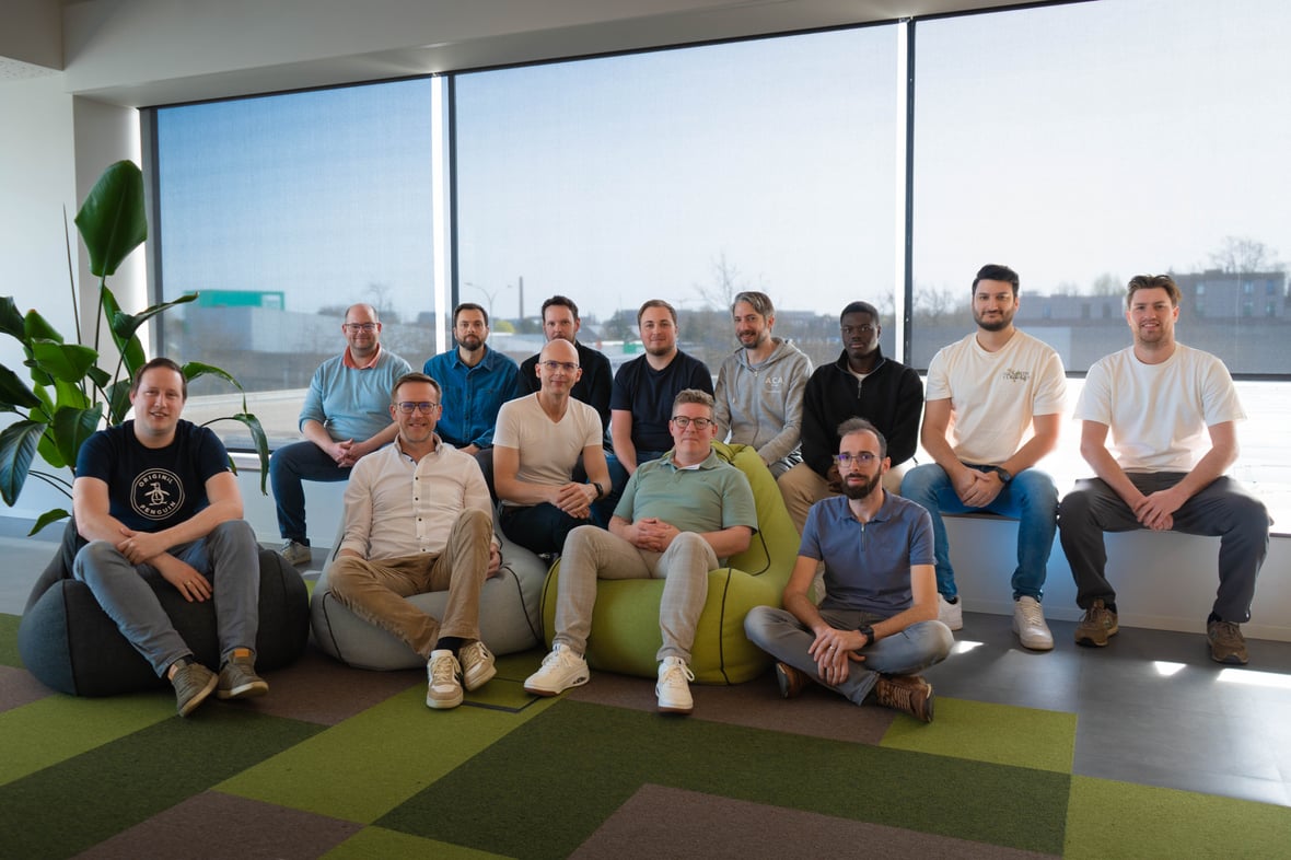 Teamfoto cloud team bij ACA Group Teamfoto cloud team bij ACA Group
