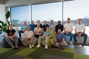 Teamfoto cloud team bij ACA Group Teamfoto cloud team bij ACA Group